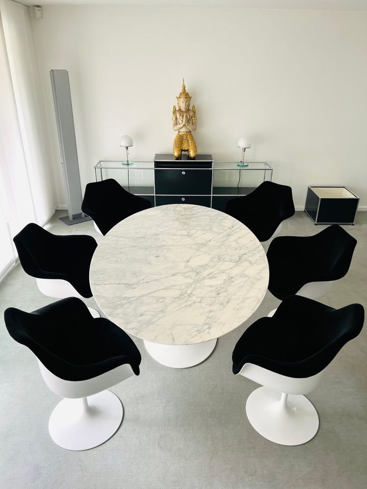 Knoll International Saarinen Esstisch oval Marmor Arabescato, NEU in Berlin