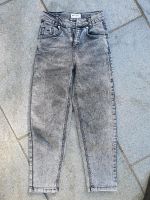 Blue effect Jeans neuwertig grau/schwarz Größe 140 slim mom Niedersachsen - Osnabrück Vorschau