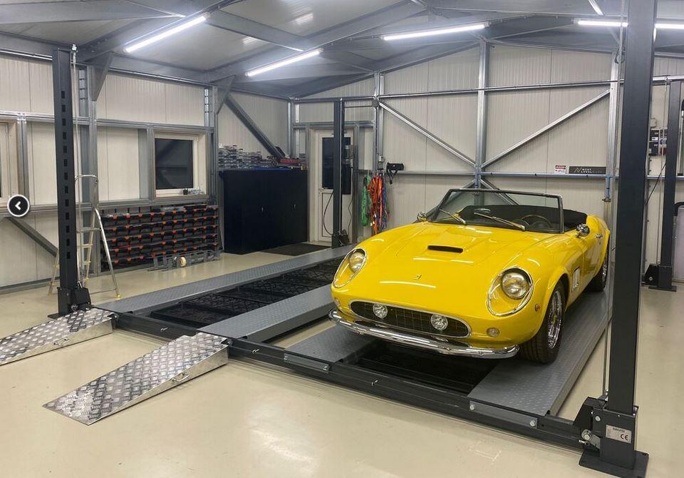 Parklift Doppelparker für 4 Fahrzeuge 4500kg  2200mm Hubhöhe in Ludwigsau