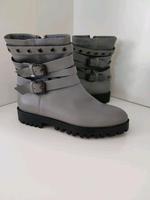 Tolle MANAS Boots Stiefel Schuhe Gr. 38 grau NEU mit Profil Bayern - Augsburg Vorschau