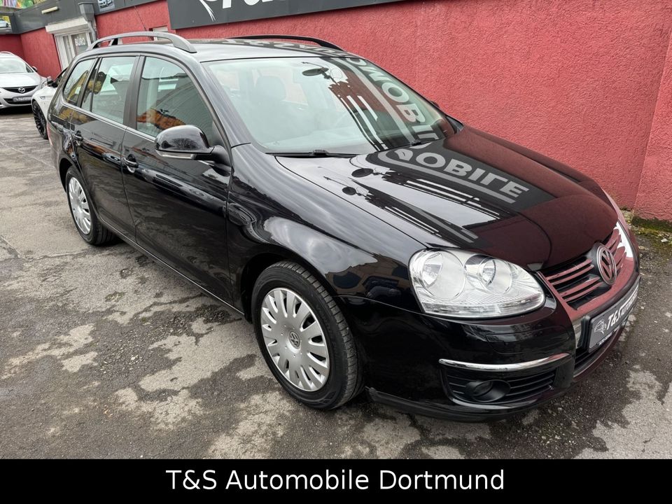 Volkswagen Golf 1.6 Variant Trendline in Dortmund