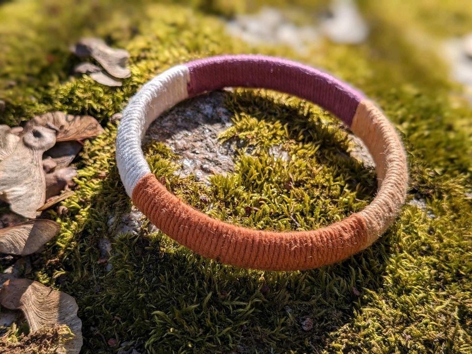 Boho Armreifen Armbänder - Erdtöne Braun Pflaume- Baumwolle in Stuttgart