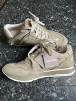 Neue Sneakers von Tamaris Baden-Württemberg - Baden-Baden Vorschau