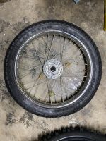 Vorderrad Felge + Reifen Pirelli MT60 Honda Chrom Speichenfelge Bayern - Augsburg Vorschau