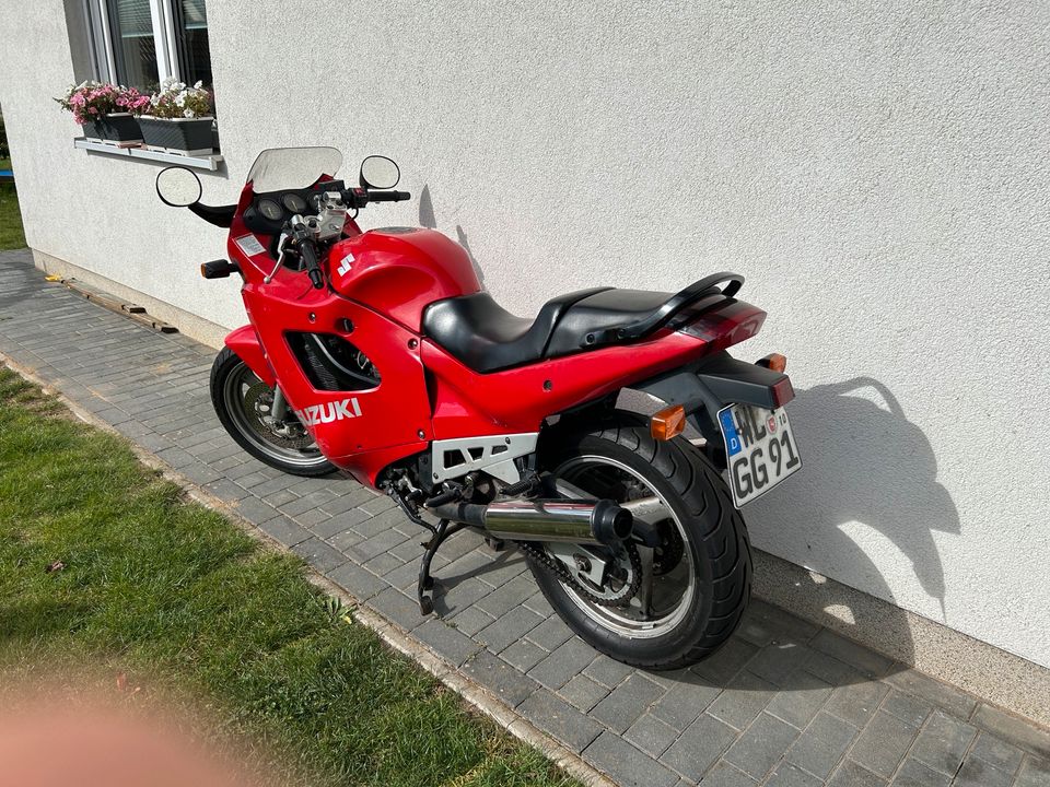 Suzuki GSX 600 f in Lützow