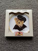 Teddybär Miniatur  Teller von 1996 Hessen - Limburg Vorschau