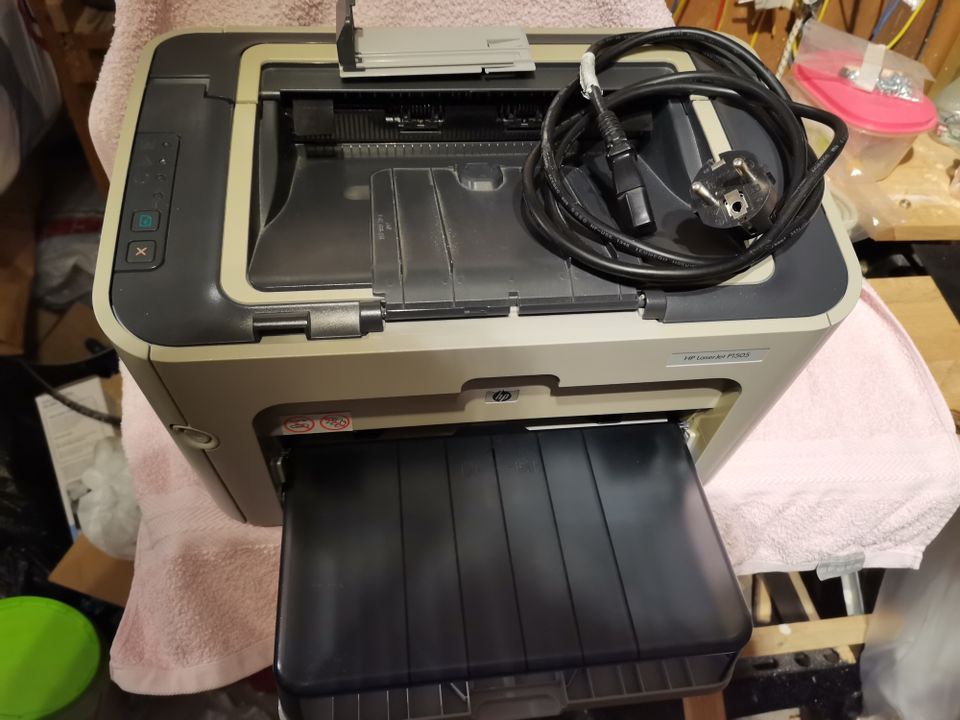HP LaserJet P1505 Drucker mit kleinem Mangel Ein & Aus schalter in Oer-Erkenschwick