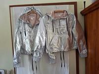 H&M Coachella Festival Jacke Regenjacke Silber Gr. 32 + 38 Kapuze Nordrhein-Westfalen - Lünen Vorschau