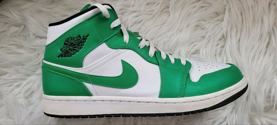 Air Jordan 1 Mid Lucky Green US 11 in Nauen