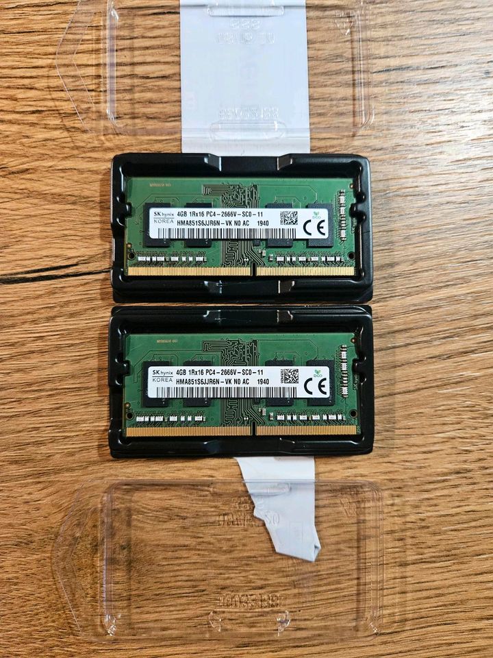 SK hynix Arbeitsspeicher 8GB (2x4GB) SODIMM DDR4 Ram NEU in Niederelbert