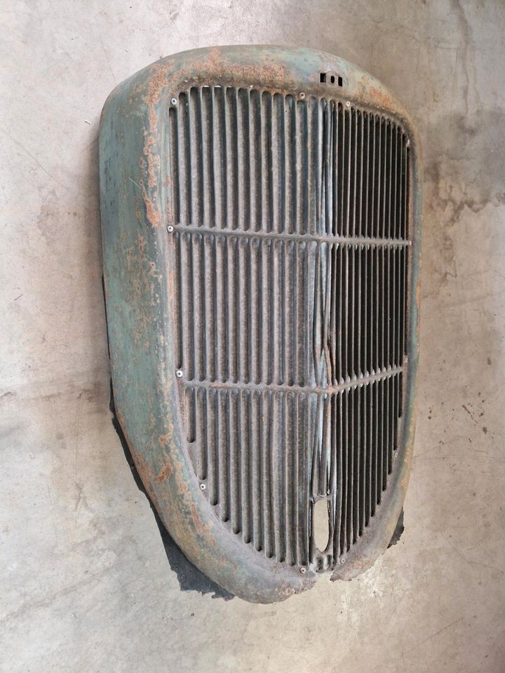 Ford 1936 Hot Rod Grill Flathead Frontmaske in Stöttwang