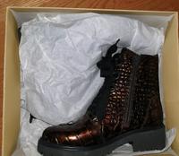 Neue Stiefeletten. Stiefel  Waldläufer NP 130 € Brandenburg - Rüdersdorf Vorschau