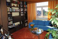 Wohnzimmerwand mit Raumteiler_Anlieferung möglich Hessen - Neu-Isenburg Vorschau