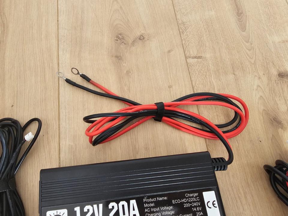 Eco-Worthy 12V 20A Ladegeräte, Display Monitor mit Hall-Sensor in Vilseck