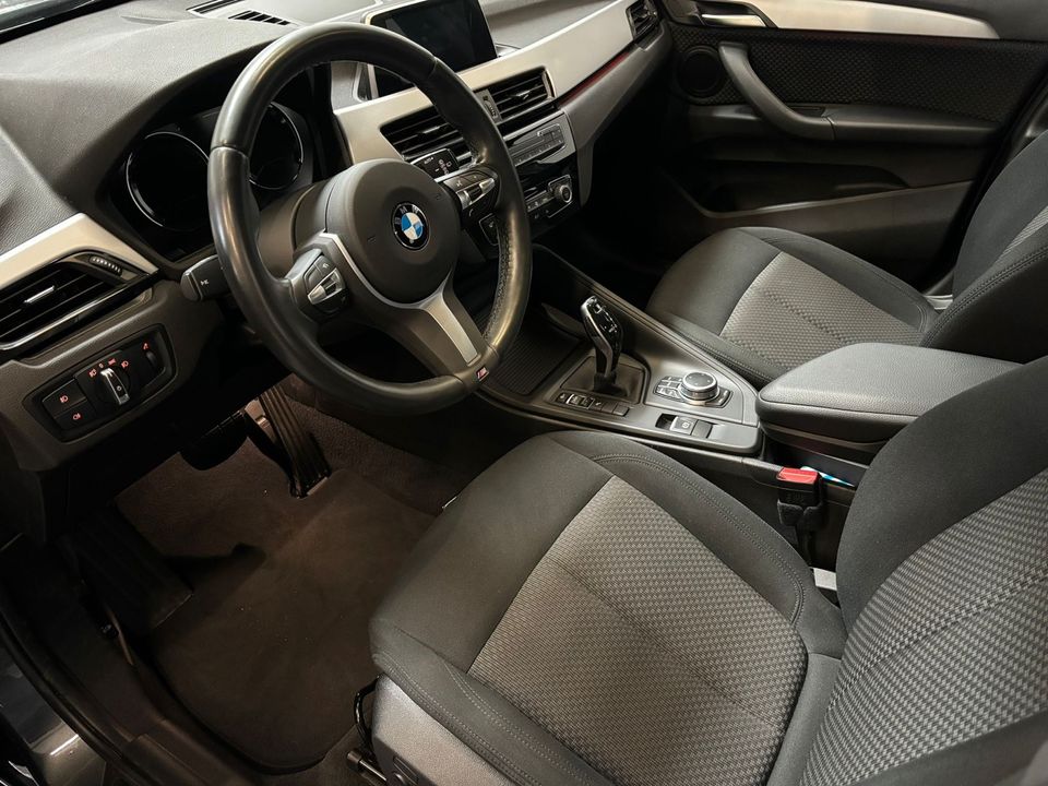 BMW X1 sDrive 20 I Advantage*LED-Kamera-AHK* in Emden