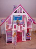 Barbie Haus mit Zubehör und Barbiepuppen Schleswig-Holstein - Börnsen Vorschau