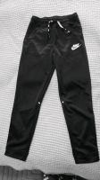 Nike Jogginghose Gr. 147-158 cm Hessen - Groß-Gerau Vorschau