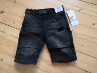 Neu! H&M Short Gr. 104 schwarz kurze Hose Bermudas cool Jeans Baden-Württemberg - Görwihl Vorschau