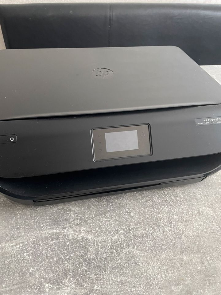 HP ENVY 4520 ALL-IN-ONE DRUCKER in Berlin