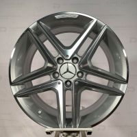 Original 18 Zoll AMG Mercedes A45 A-Klasse W176 Alufelgen Nordrhein-Westfalen - Holzwickede Vorschau