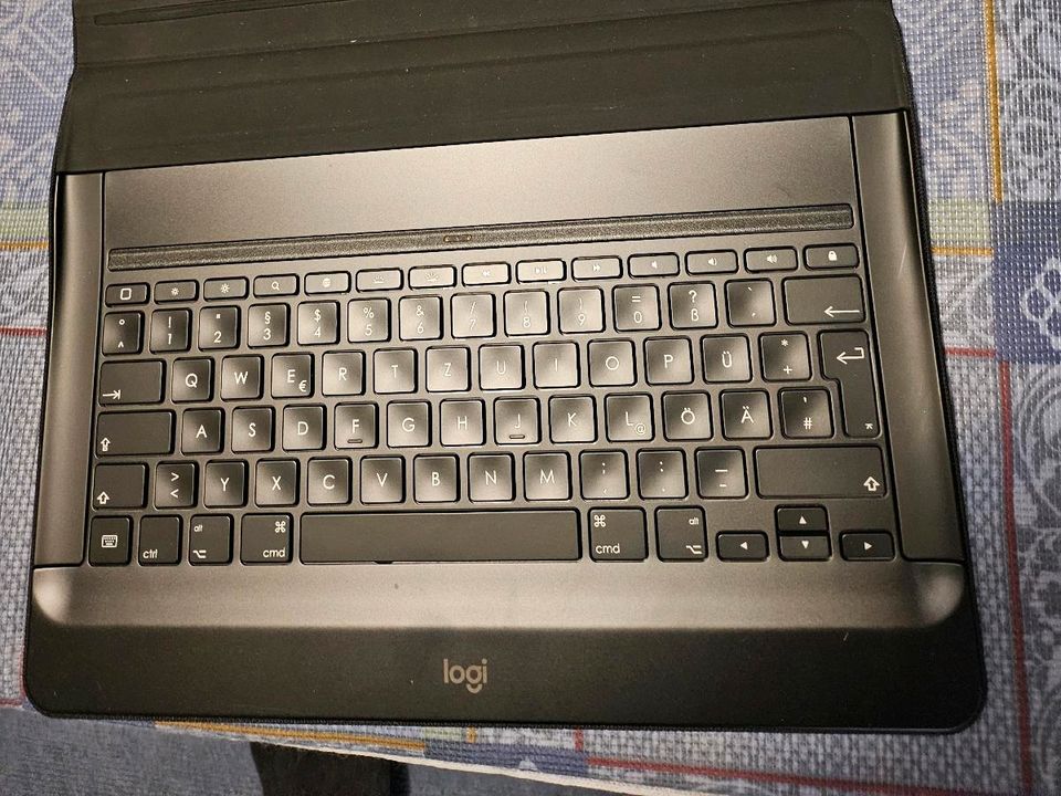 Logitech Create Tastatur Keyboard Case  für das 12 9" iPad pro in Nürnberg (Mittelfr)