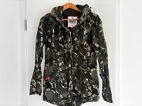 Superdry Damen Jacke Camouflage - Größe S Hessen - Offenbach Vorschau