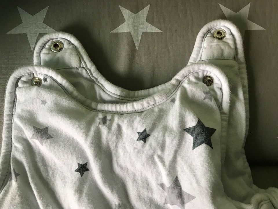 Babyschlafsack 70 cm, Weiß, Sterne mit Panda in Euskirchen