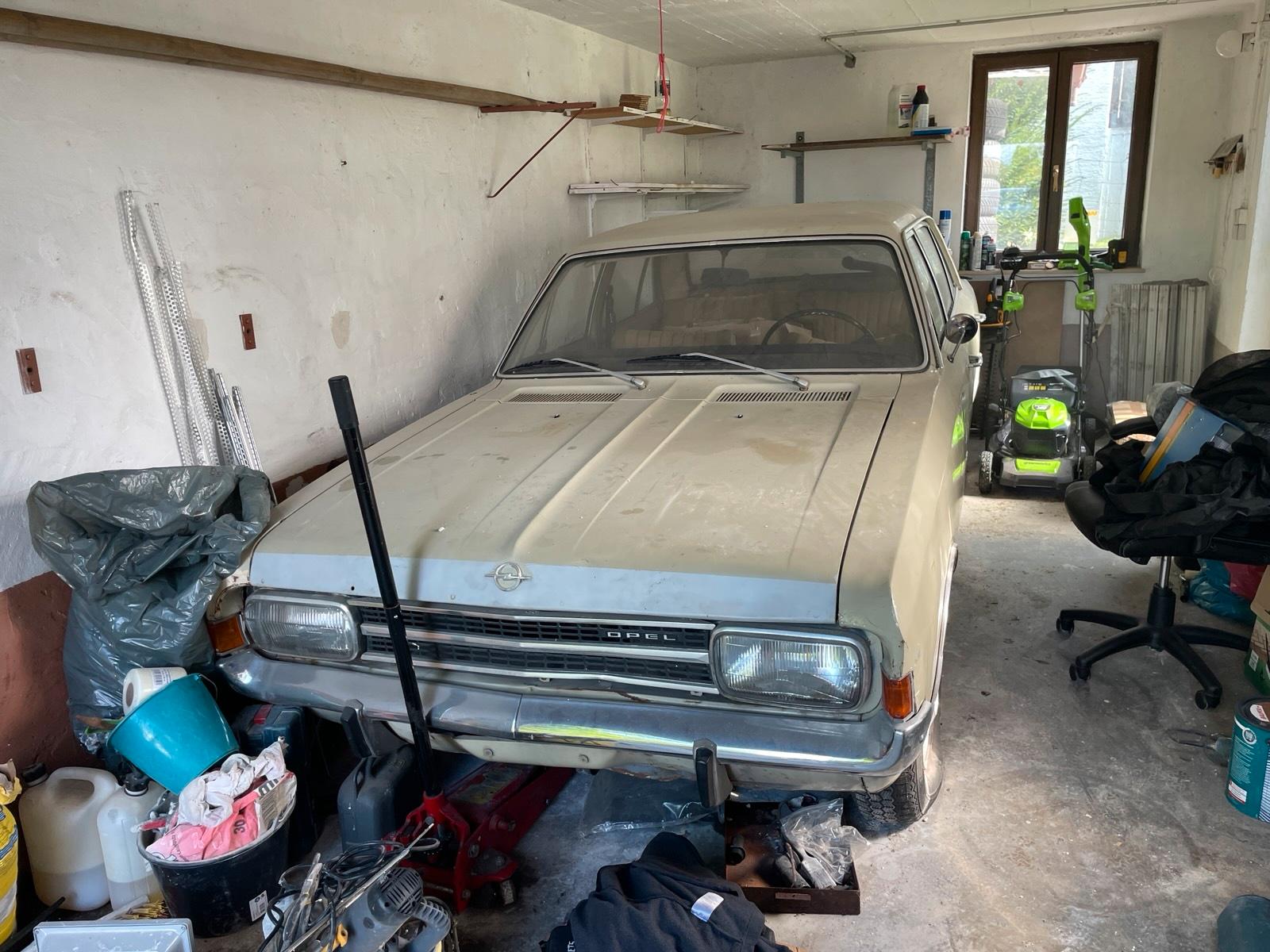 Abbildung des Autos Opel Rekord C