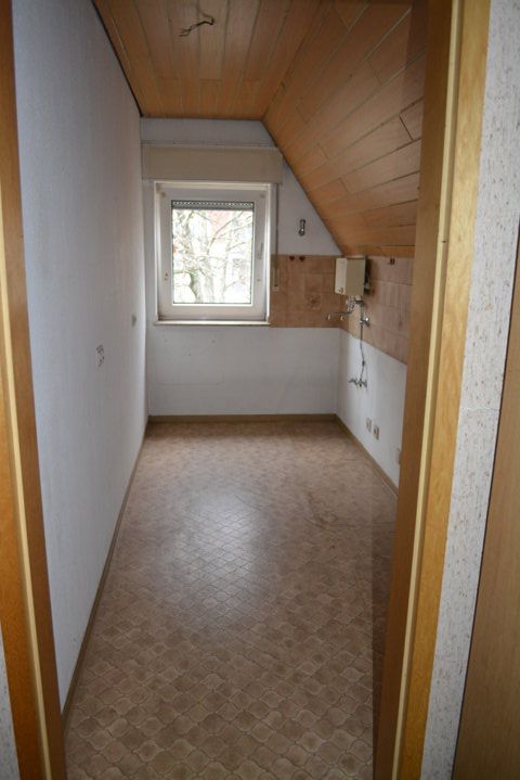 Haus, Gewerbefläche/2 Wohnungen, Fernwärme, Fußbodenheizung! in Marl