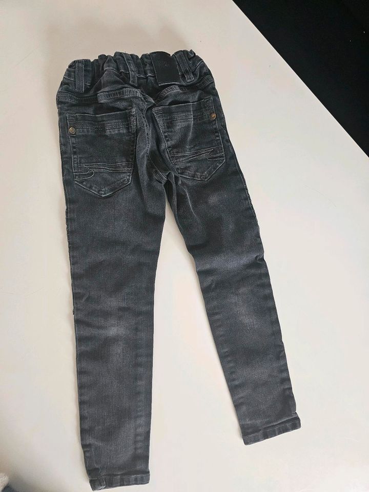 Jungen Hose Slim fit Gr 116 in Ravensburg