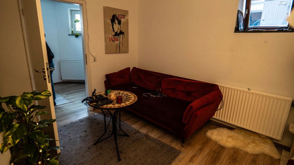 Schöne Souterrain Wohnung mit Aussenterrassenzugang in der Neustadt in Bremen