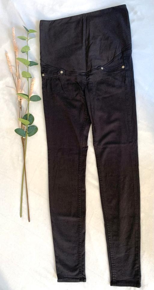Umstandskleidung Stillkleidung S Jeans Einlagen Shorts BH in Berlin