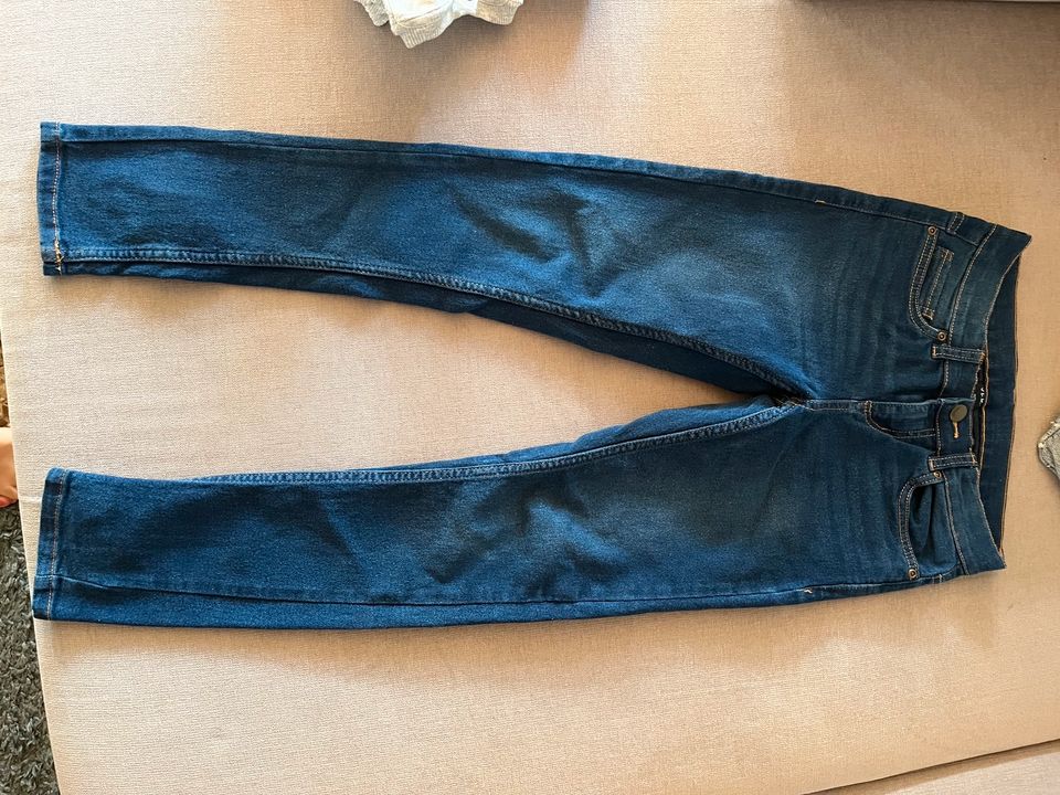 Jeans Slim fit gr 152 in Rötgesbüttel