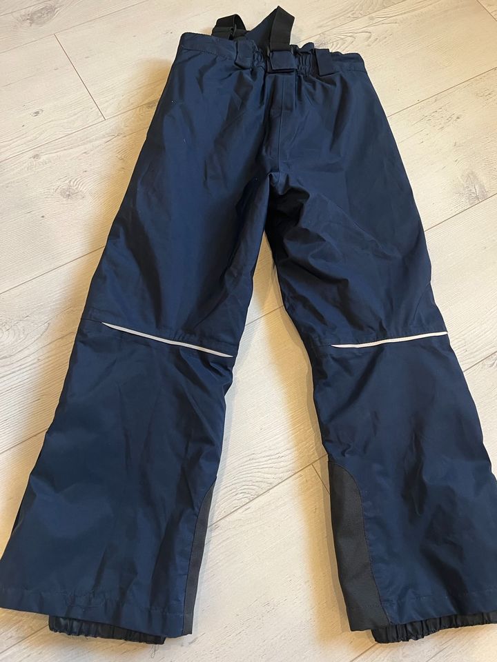 Skihose 122/128 blau in Neuhaus-Schierschnitz