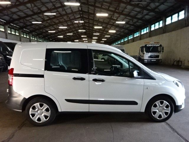 Ford Transit Courier Kasten 100PS Trend Klima in Eilenburg