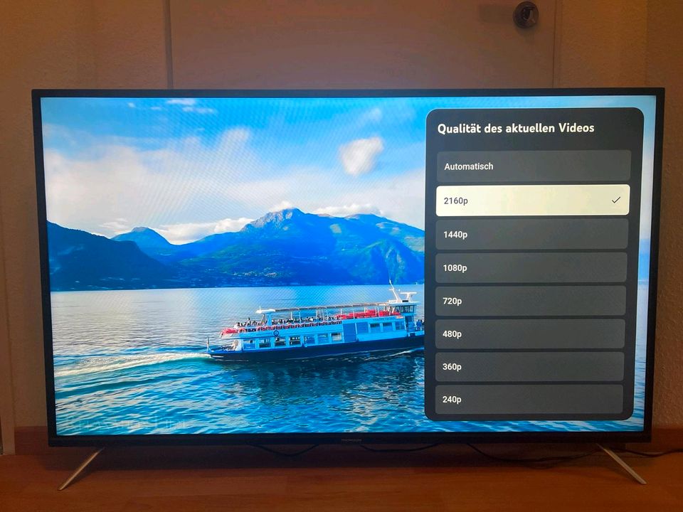 55 Zoll 4K UHD Smart TV mit Play Store in Essen