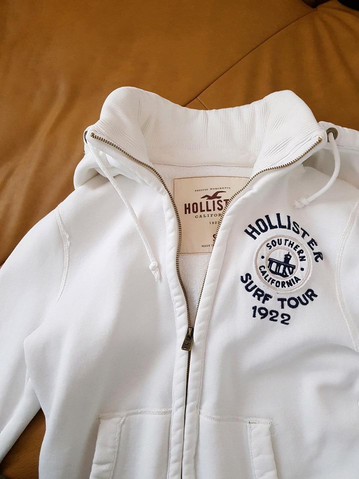 Hollister Hoodie Kapuzenjacke Sweat Jacke Zipper S M L Sweatjacke in Bargteheide