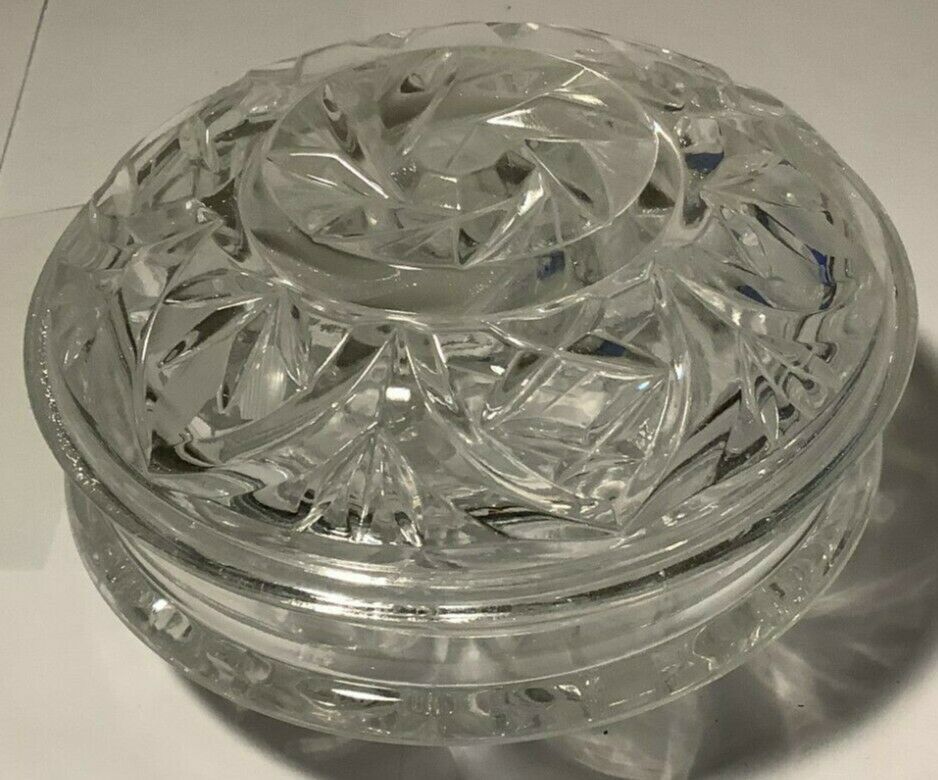 Kristallglasschale mit Deckel in Bielefeld