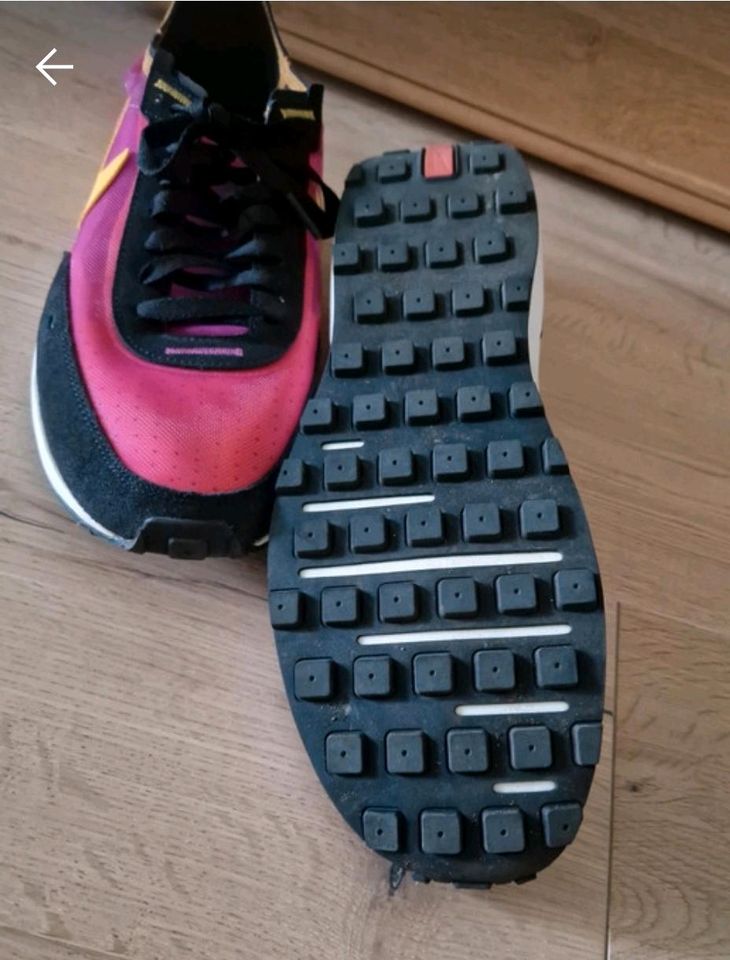 Nike waffle gr 45, lila, Geld schwarz wie neu in Rodgau