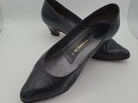 Schwarze Pumps von PETER KAISER, Gr. 37,5 (4,5) Hessen - Rüsselsheim Vorschau