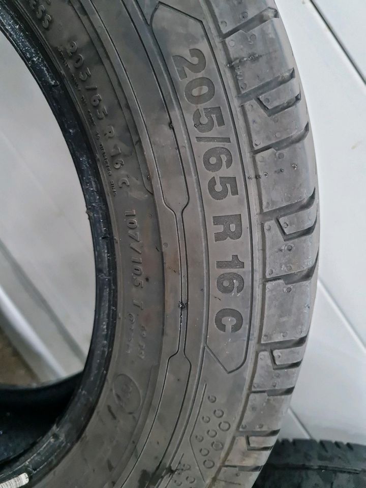 2 Sommerreifen 205 /65R16C  107/105T Continental in Neukieritzsch