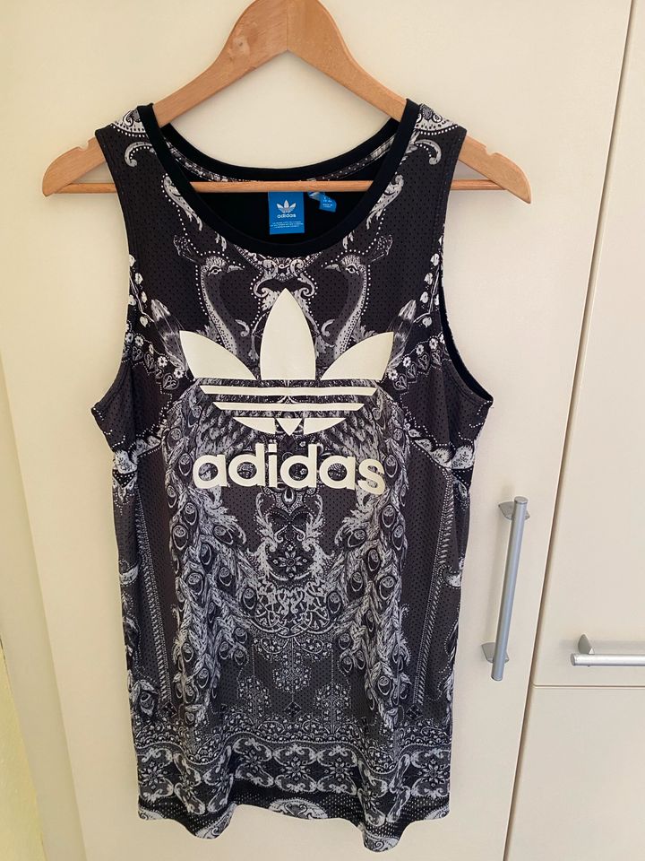 Adidas Kleid Sportlich Sommerkleid Größe 34 XS S in Krumbach Schwaben