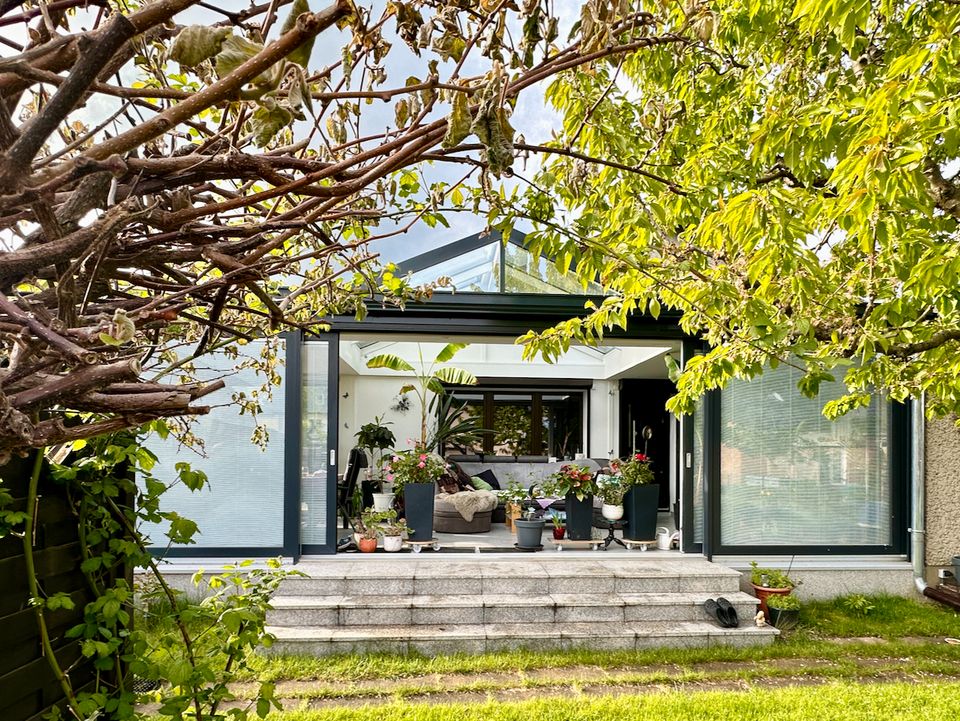 Einfamilienhaus mit exklusivem Wintergarten und Swim -Spa in Bernau bei Berlin in Bernau