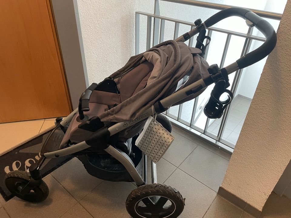 Maxi Cosi Kinderwagen Buggy mit Babyschale und Maxi Cosi in Stuttgart