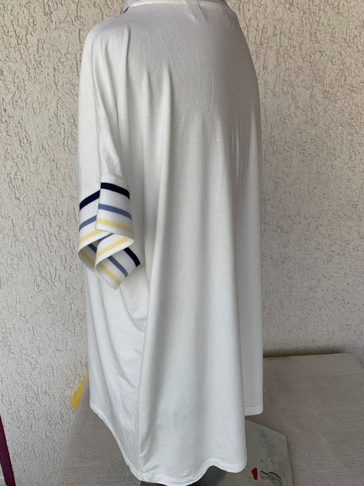 T-Shirt von Tchibo Farbe:  beige/blau/gelb              Größe  42 in Calden