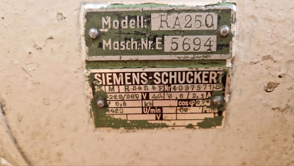 Schleifbock Doppelschleifbock Siemens Schuckert RA250 380V in Beuren