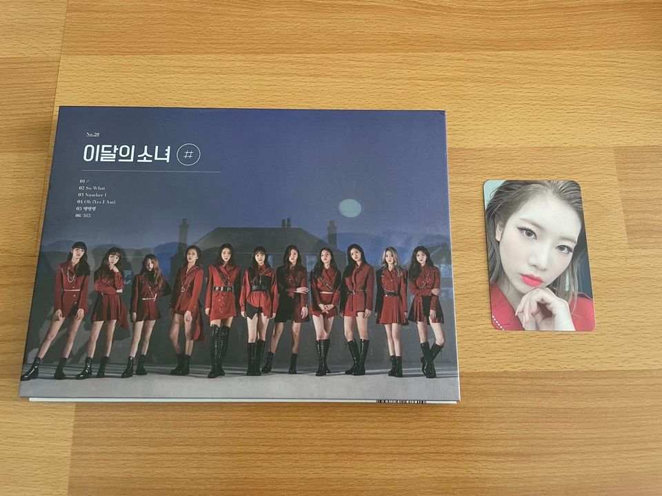 Loona # Hash 2nd mini album Limited A Version in Ebersbach an der Fils