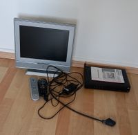 Kleiner Superior Fernseher mit Receiver und Kabeln! Düsseldorf - Pempelfort Vorschau