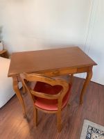 Antik Vintage \ Tisch und Stuhl Düsseldorf - Unterbilk Vorschau