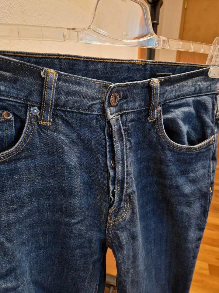 Jeans Gr. M (W32/L32) in Haibach